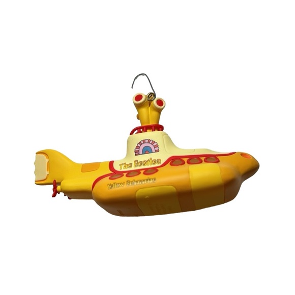 Hallmark Keepsake 2000 'The Beatles Yellow Submarine' Ornament - Picture 3 of 5